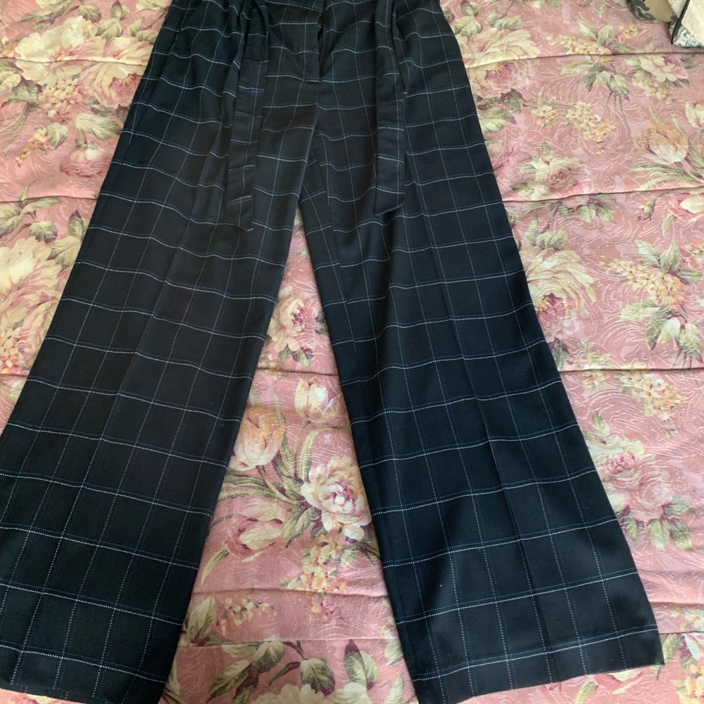 Super cute boot cute paper bag slacks that can be worn to work or out.